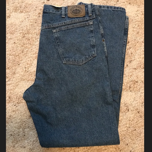 Wrangler Other - Brand NWT Wrangler Jeans 38x34